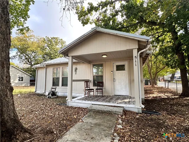 $1,550 | 511 McKie Street, San Marcos, TX 78666