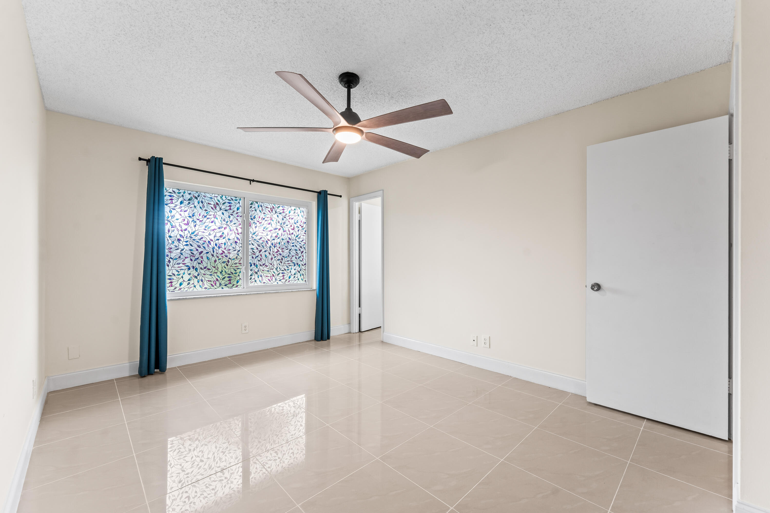 18443 Ruffian Way Boca Raton, FL 33496 - Photo 15 of 35 Primary