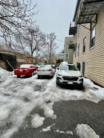 $749,000 | 81 Francis Street, Unit 2, Brookline, MA 02446