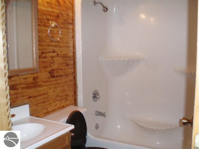 620 State Road West Branch, MI 48661 - Photo 7 of 13 1752895-6.JPG
