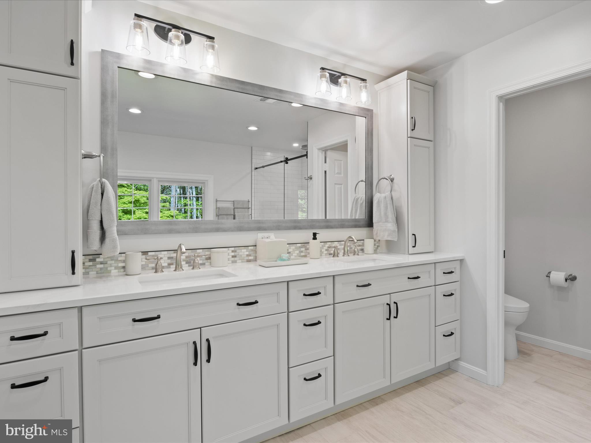 6615 Newman Road Clifton, VA 20124 - Photo 43 of 100 Luxurious Primary Bathroom