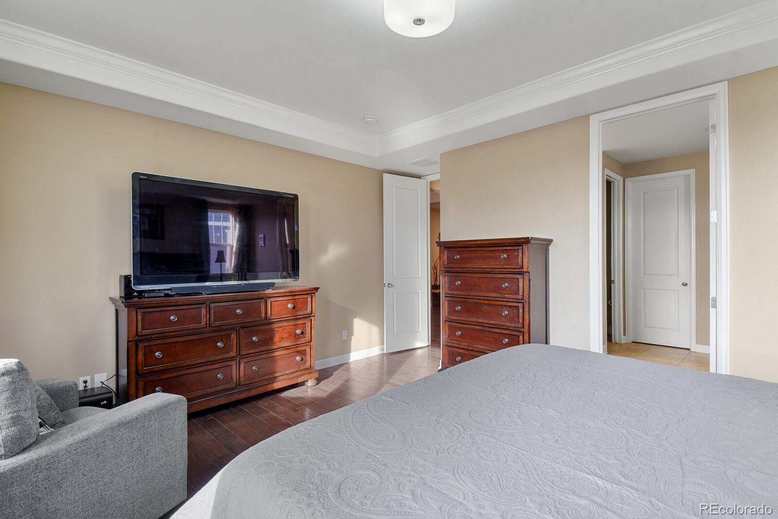 4849 South Riviera Way Aurora, CO 80015 - Photo 17 of 39