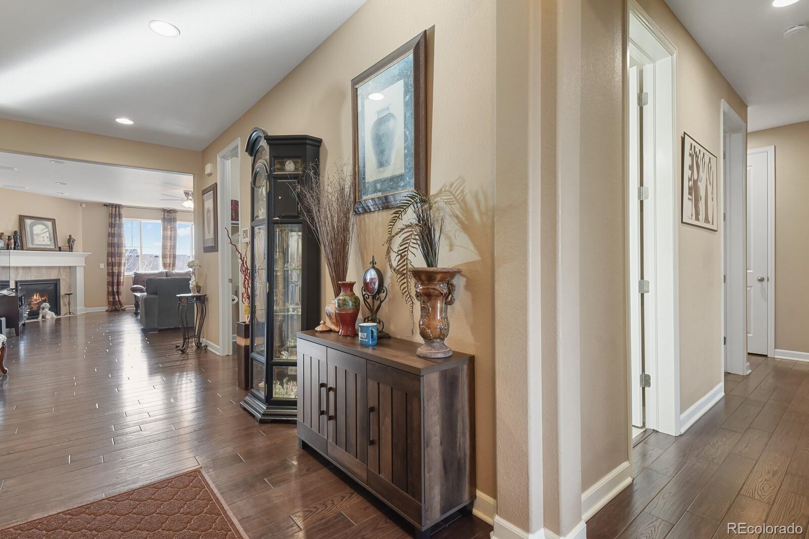 4849 South Riviera Way Aurora, CO 80015 - Photo 21 of 39