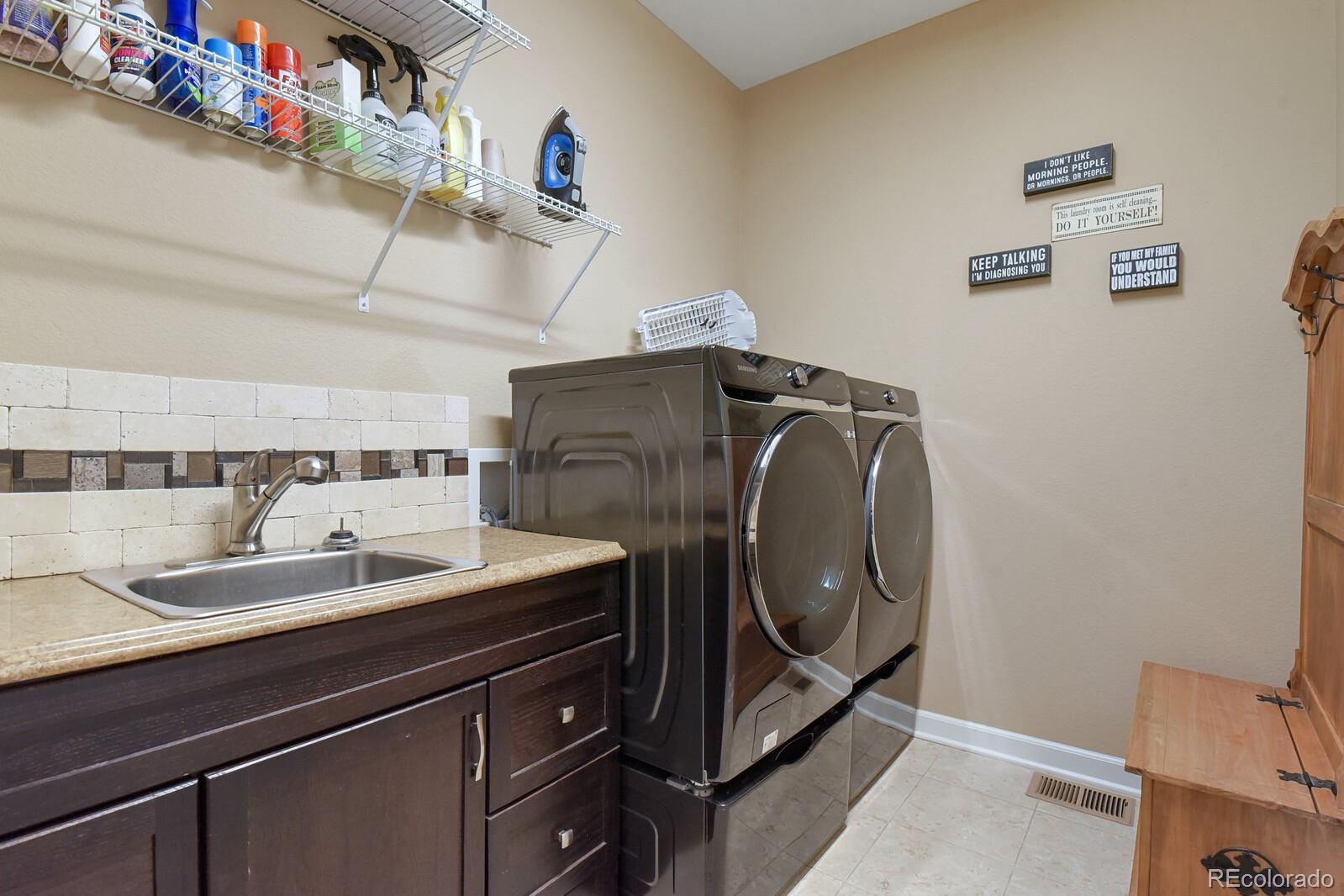 4849 South Riviera Way Aurora, CO 80015 - Photo 27 of 39