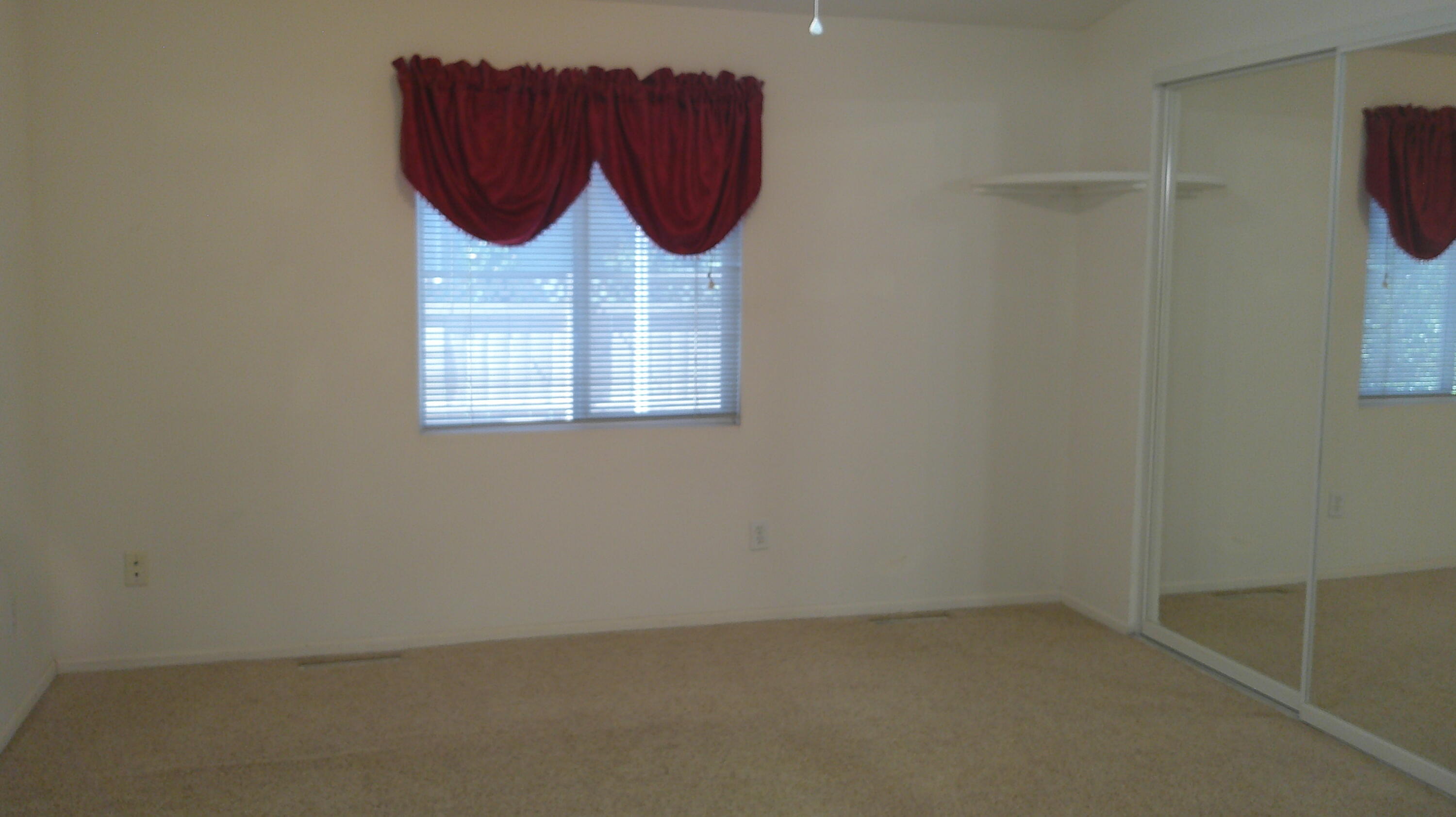 4570 Hickory Trail, Unit LOS ROBLES Redding, CA 96003 - Photo 22 of 62 DSCF0022