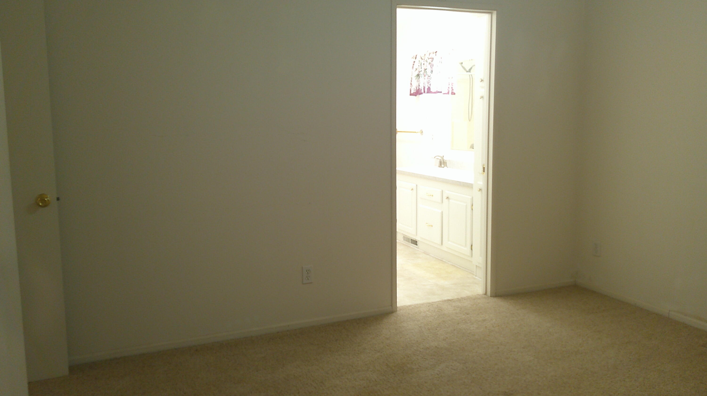 4570 Hickory Trail, Unit LOS ROBLES Redding, CA 96003 - Photo 24 of 62 DSCF0024