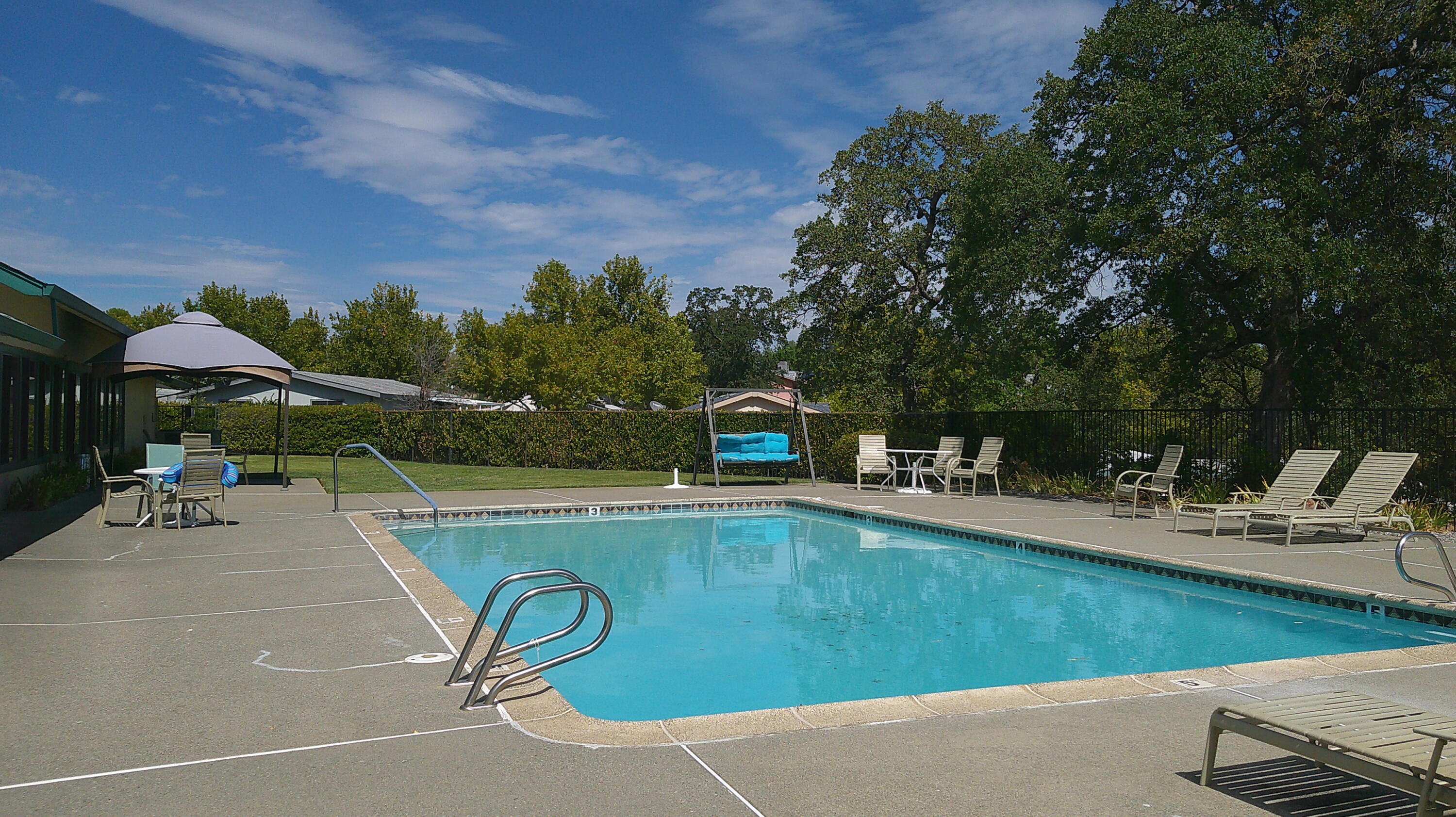 4570 Hickory Trail, Unit LOS ROBLES Redding, CA 96003 - Photo 54 of 62 DSCF0054