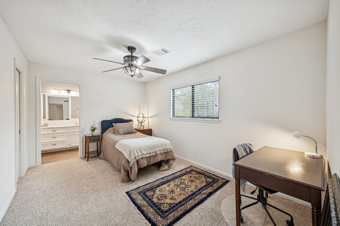 2 Chatterbird Spring, TX 77380 - Photo 26 of 40 4th bedroom with ensuite bath and walk-in closet.