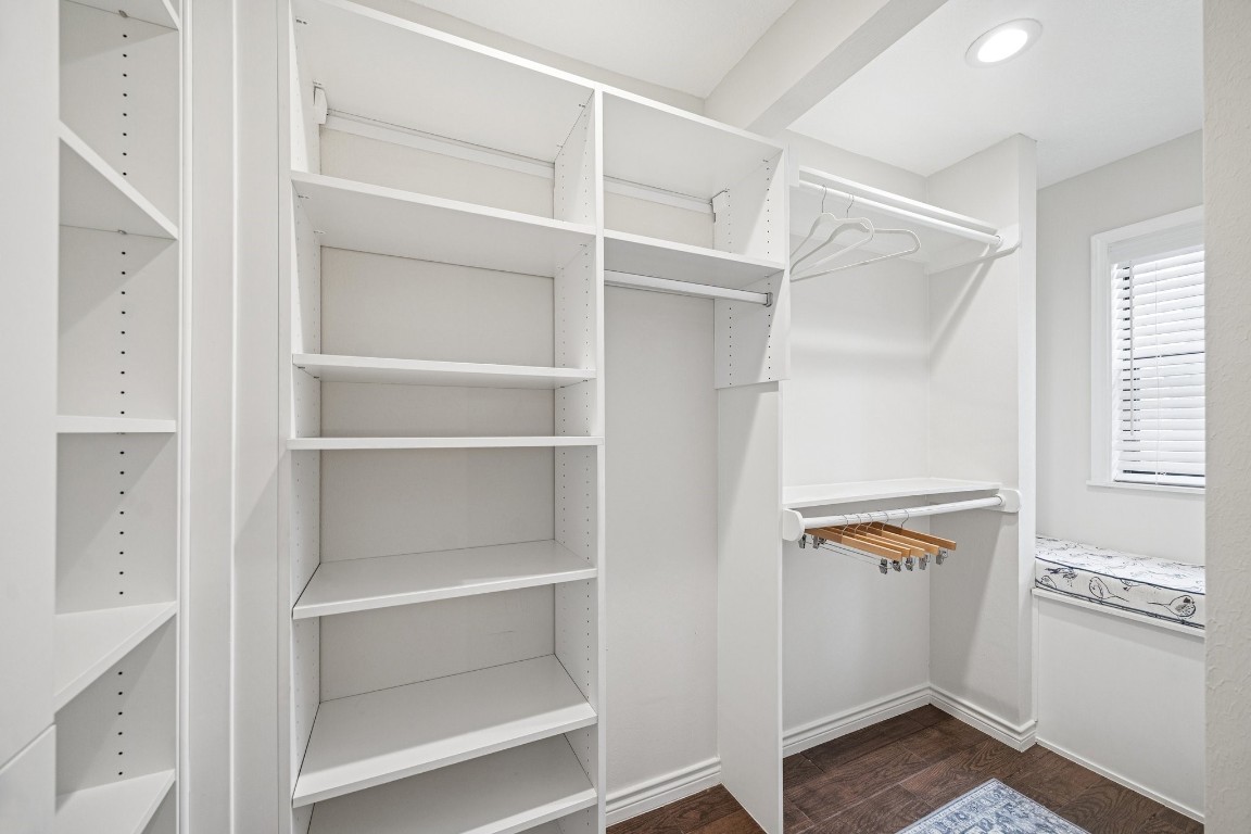 2 Chatterbird Spring, TX 77380 - Photo 28 of 40 a view of walk in closet with empty racks