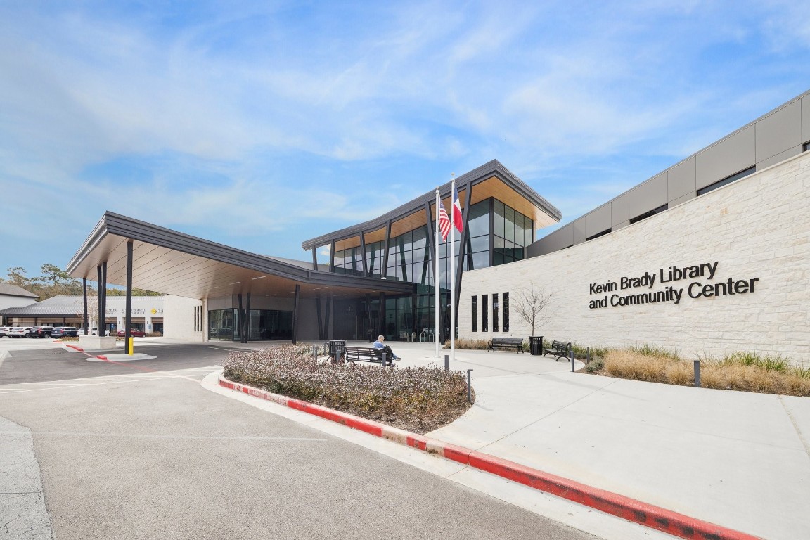 2 Chatterbird Spring, TX 77380 - Photo 34 of 40 Only 1/2 mile from the new library and Grogans Mill Village Center.