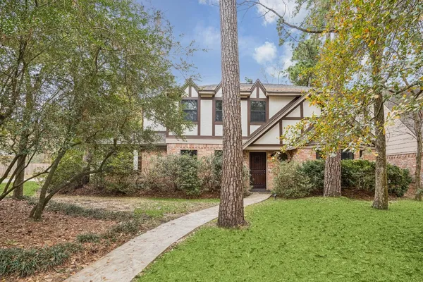 $650,000 | 2 Chatterbird, Spring, TX 77380