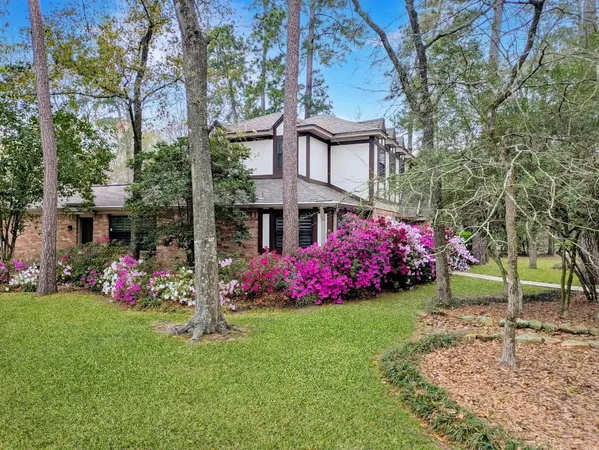 $650,000 | 2 Chatterbird, Spring, TX 77380