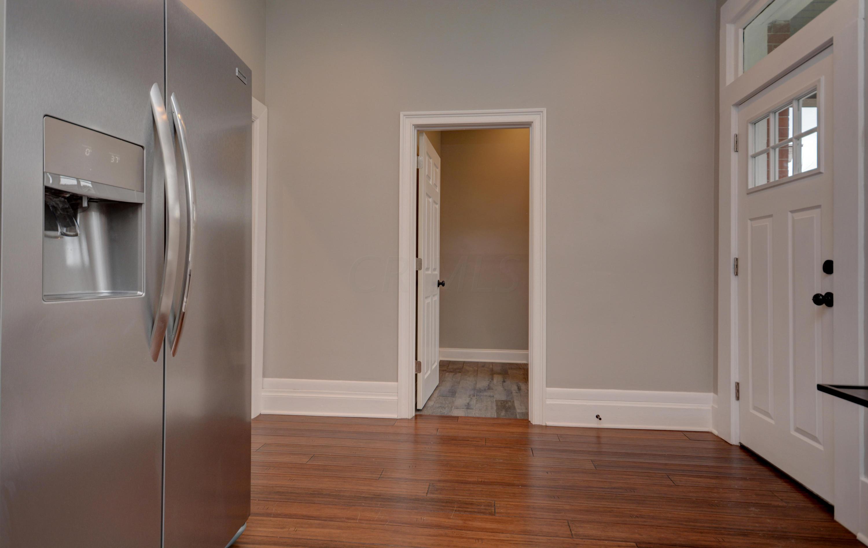 858 Bryden Road Columbus, OH 43205 - Photo 11 of 32 Gallery Image 11