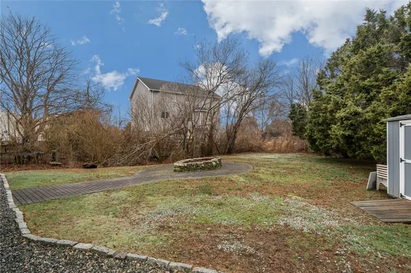 $1,200,000 | 31 Hemlock Avenue, Narragansett, RI 02882