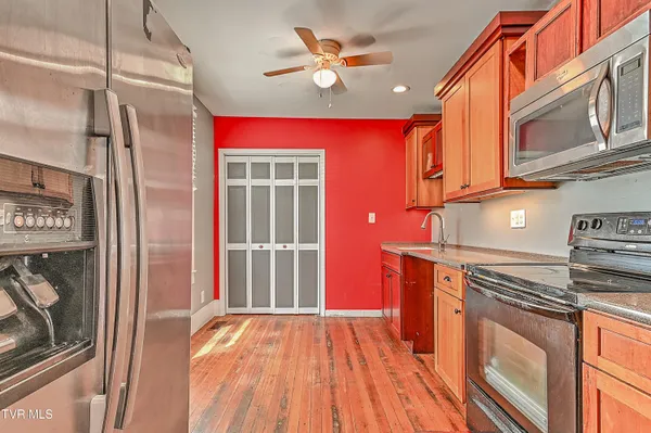 $299,900 | 629 Branch Street, Kingsport, TN 37660