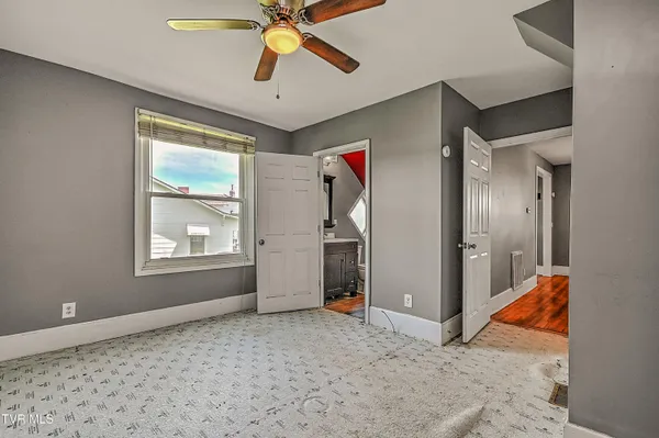 $299,900 | 629 Branch Street, Kingsport, TN 37660