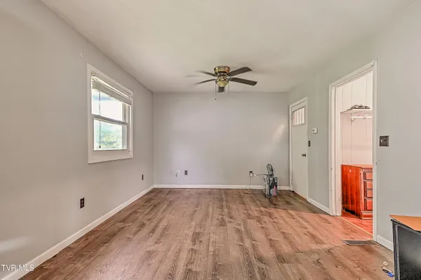 $299,900 | 629 Branch Street, Kingsport, TN 37660