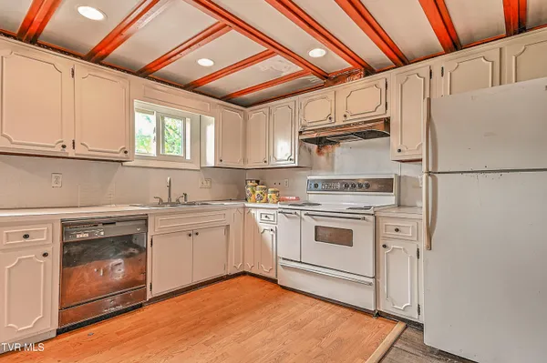 $299,900 | 629 Branch Street, Kingsport, TN 37660