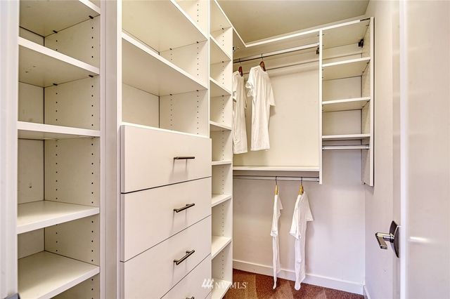 a view of walk in closet