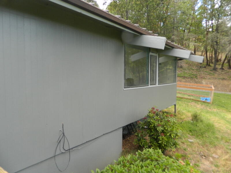 12320 Water Gap Road Williams, OR 97544 - Photo 32 of 53 West Side of House