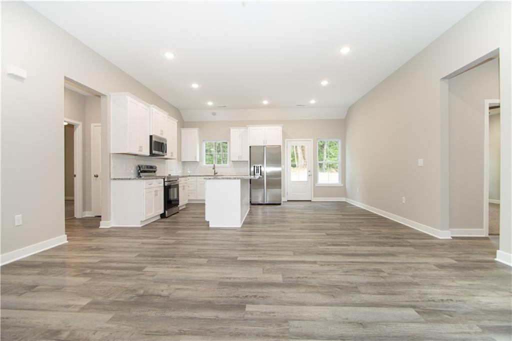 331 Northeast 21st Road Warrensburg, MO 64093 - Photo 6 of 28 Gallery Image 6