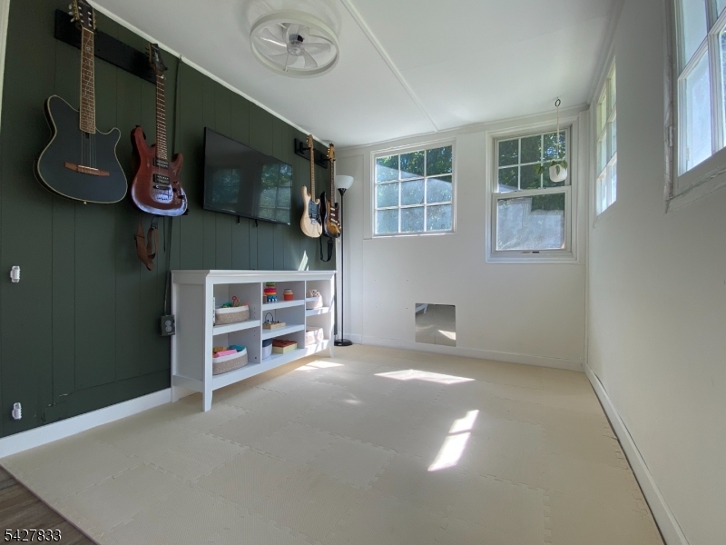 104 Dreahook Road Lebanon, NJ 08833 - Photo 17 of 27