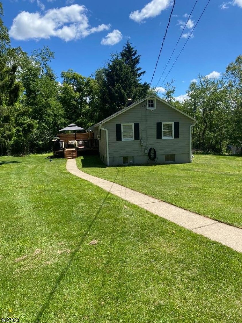 104 Dreahook Road Lebanon, NJ 08833 - Photo 19 of 27