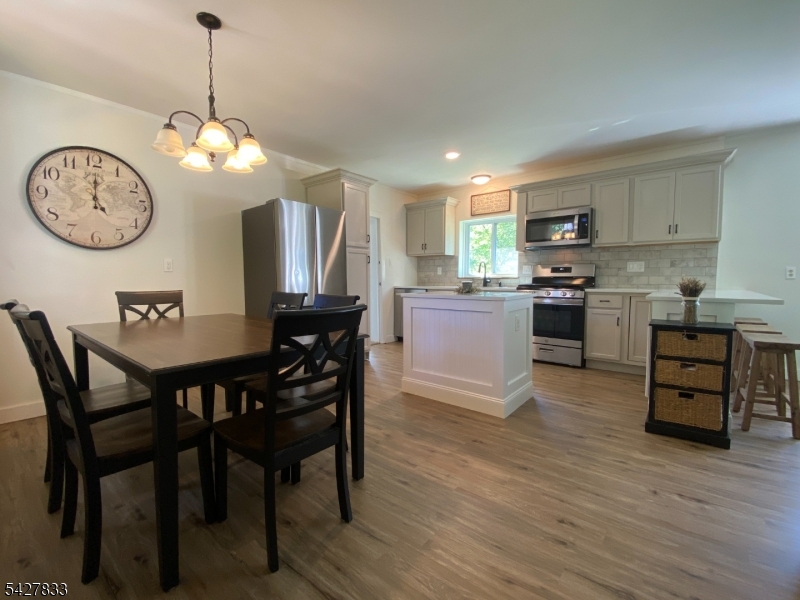 104 Dreahook Road Lebanon, NJ 08833 - Photo 6 of 27