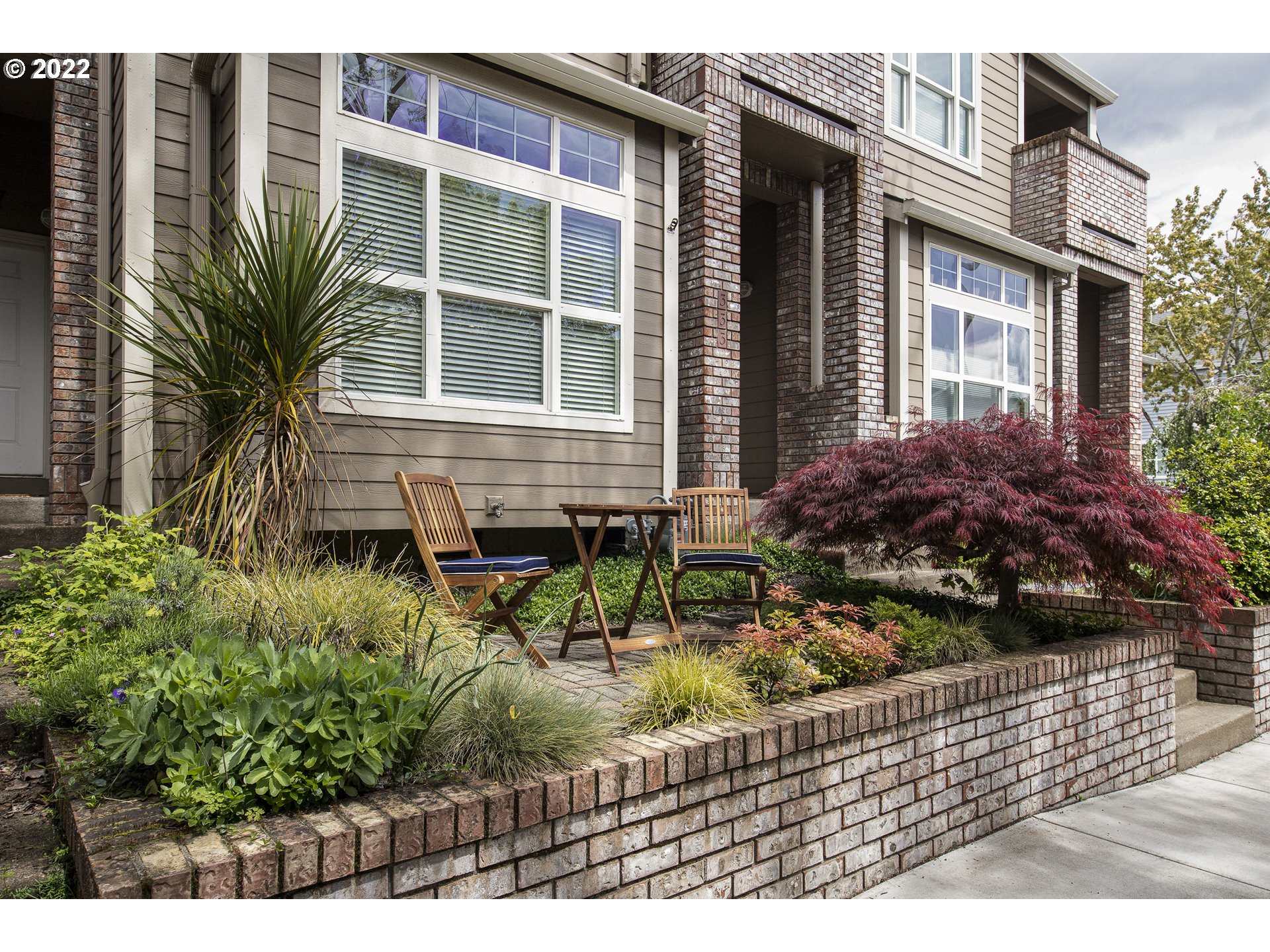 333 Northeast Roth Street Portland, OR 97211 - Photo 3 of 24 Gallery Image 3