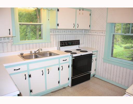 1290 Rostraver Road Belle Vernon, PA 15012 - Photo 4 of 8 Kitchen.