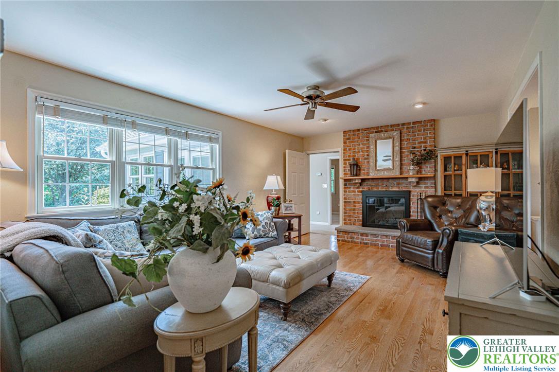 4542 Springfield Drive Coplay, PA 18037 - Photo 18 of 89