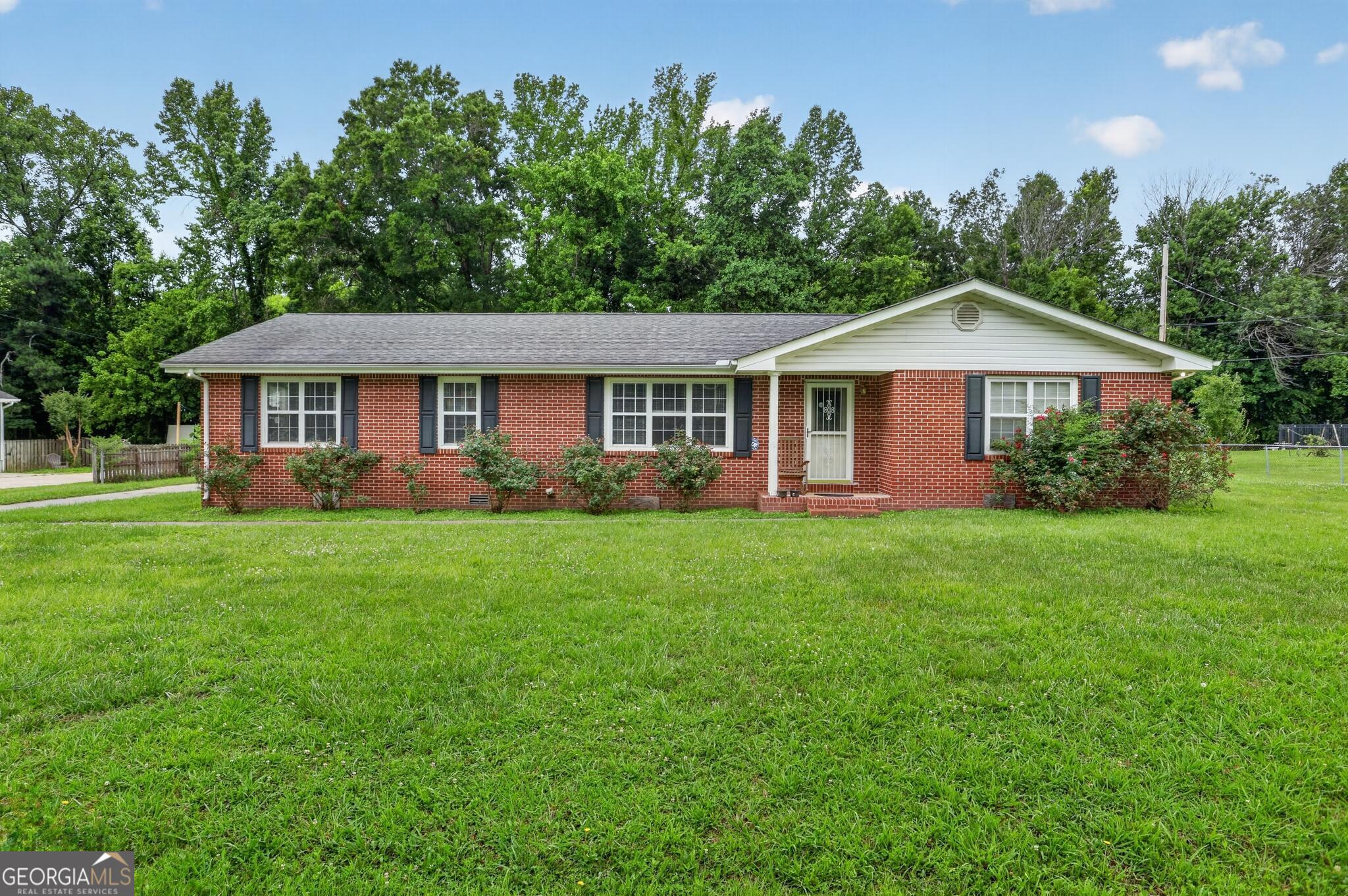 196 Summer Road Tunnel Hill, GA 30755 - Photo 1 of 29