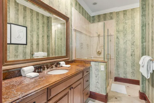 $39,500 | 350 East Ocean Avenue, Lantana, FL 33462