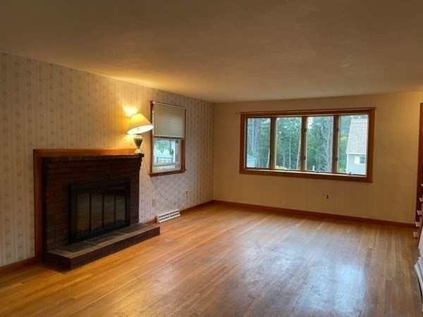 17 Briscoe Road Groveland, MA 01834 - Photo 13 of 24 Gallery Image 13
