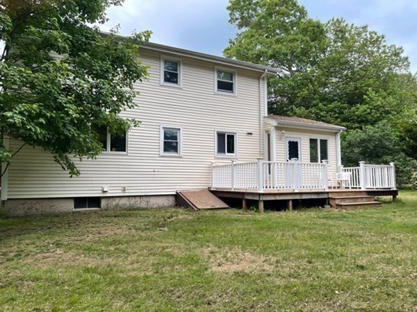 17 Briscoe Road Groveland, MA 01834 - Photo 3 of 24 Gallery Image 3
