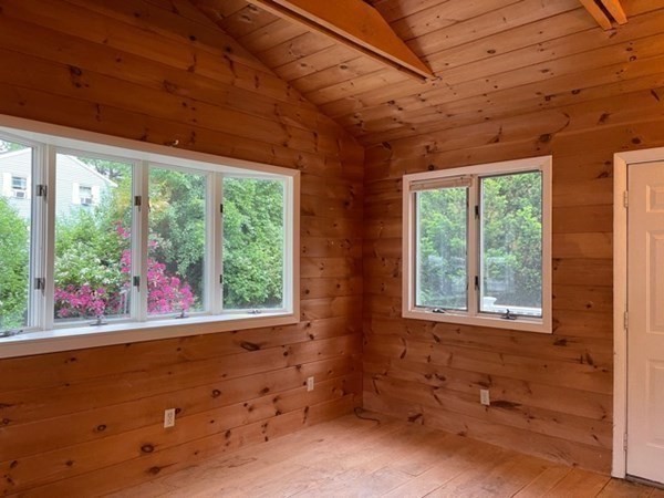 17 Briscoe Road Groveland, MA 01834 - Photo 9 of 24 Gallery Image 9