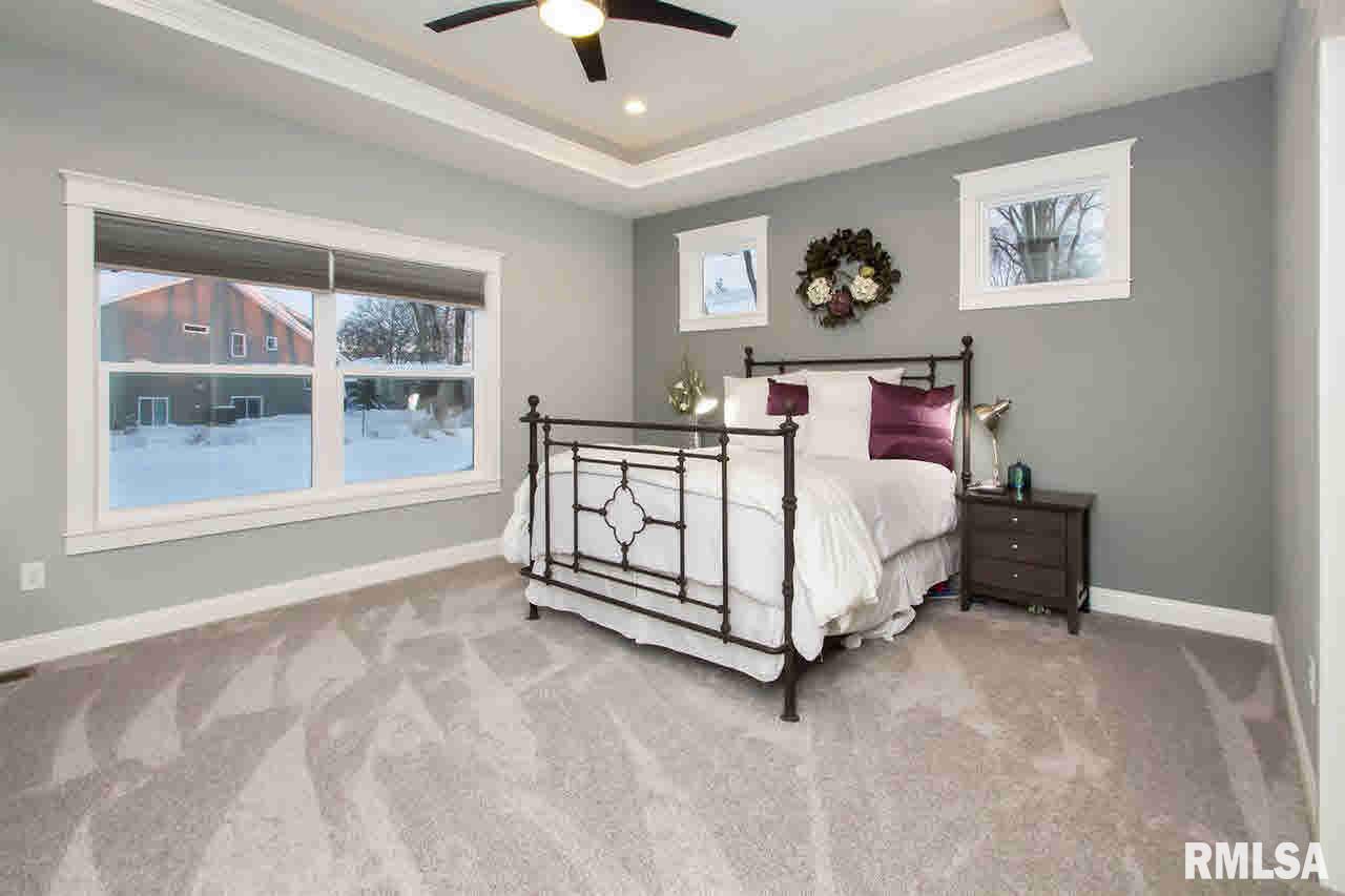 3745 Moencks Road Bettendorf, IA 52722 - Photo 8 of 22 Gallery Image 8
