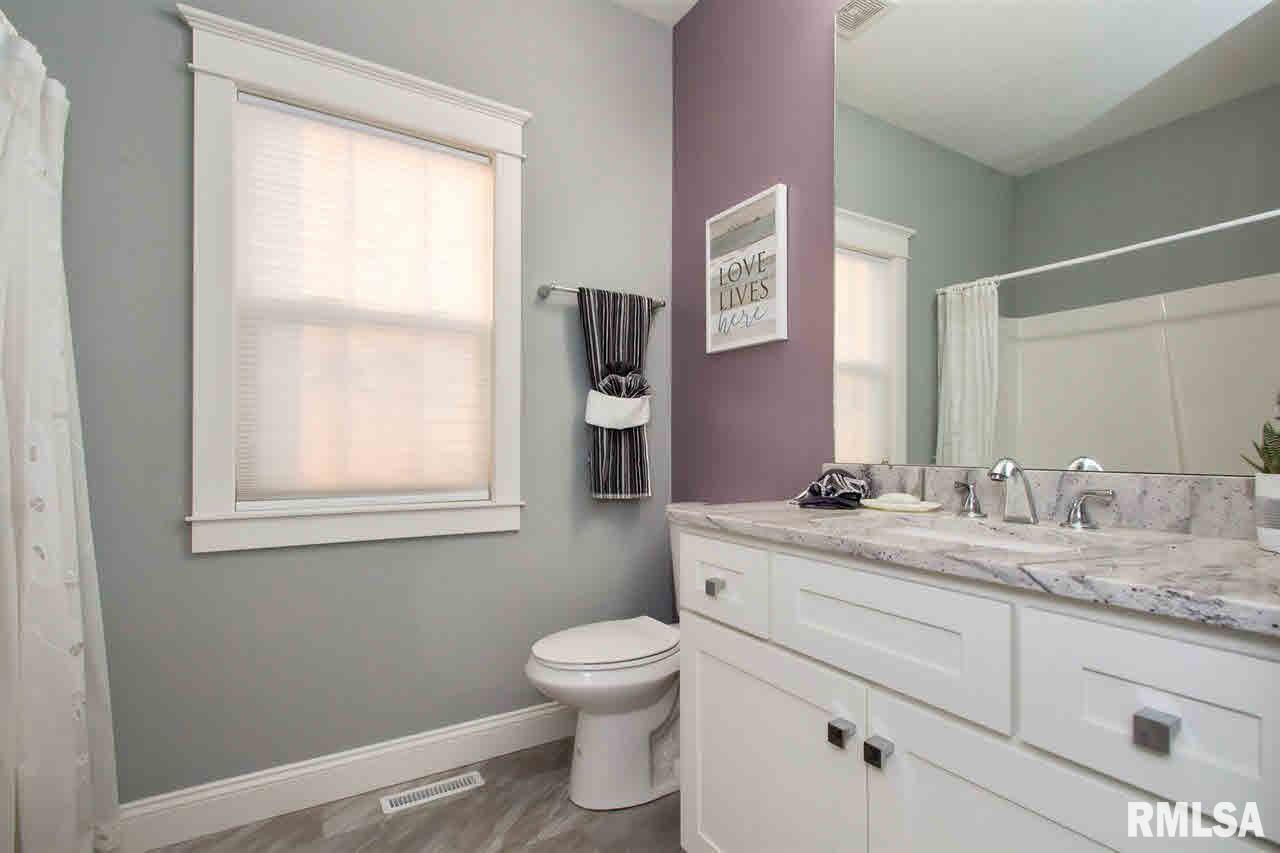 3745 Moencks Road Bettendorf, IA 52722 - Photo 10 of 22 Gallery Image 10