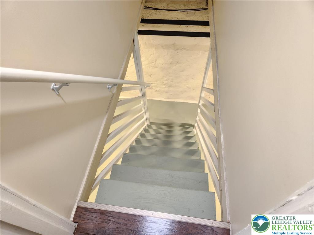 1040 Spring Garden Street Allentown, PA 18102 - Photo 16 of 18