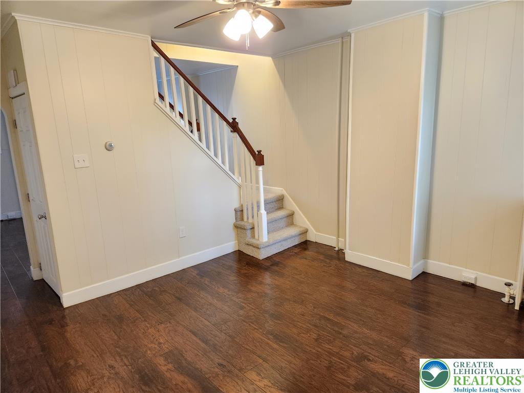 1040 Spring Garden Street Allentown, PA 18102 - Photo 4 of 18