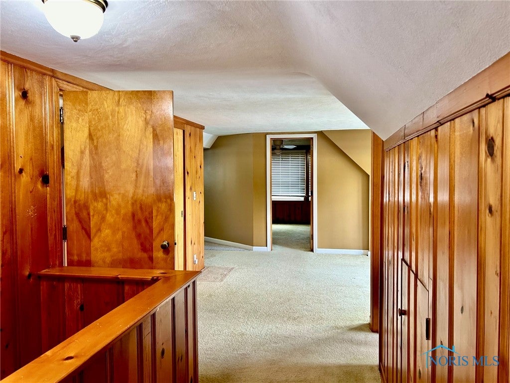 5305 McCartney Road Sandusky, OH 44870 - Photo 20 of 27 Upstairs Landing to Family Room
