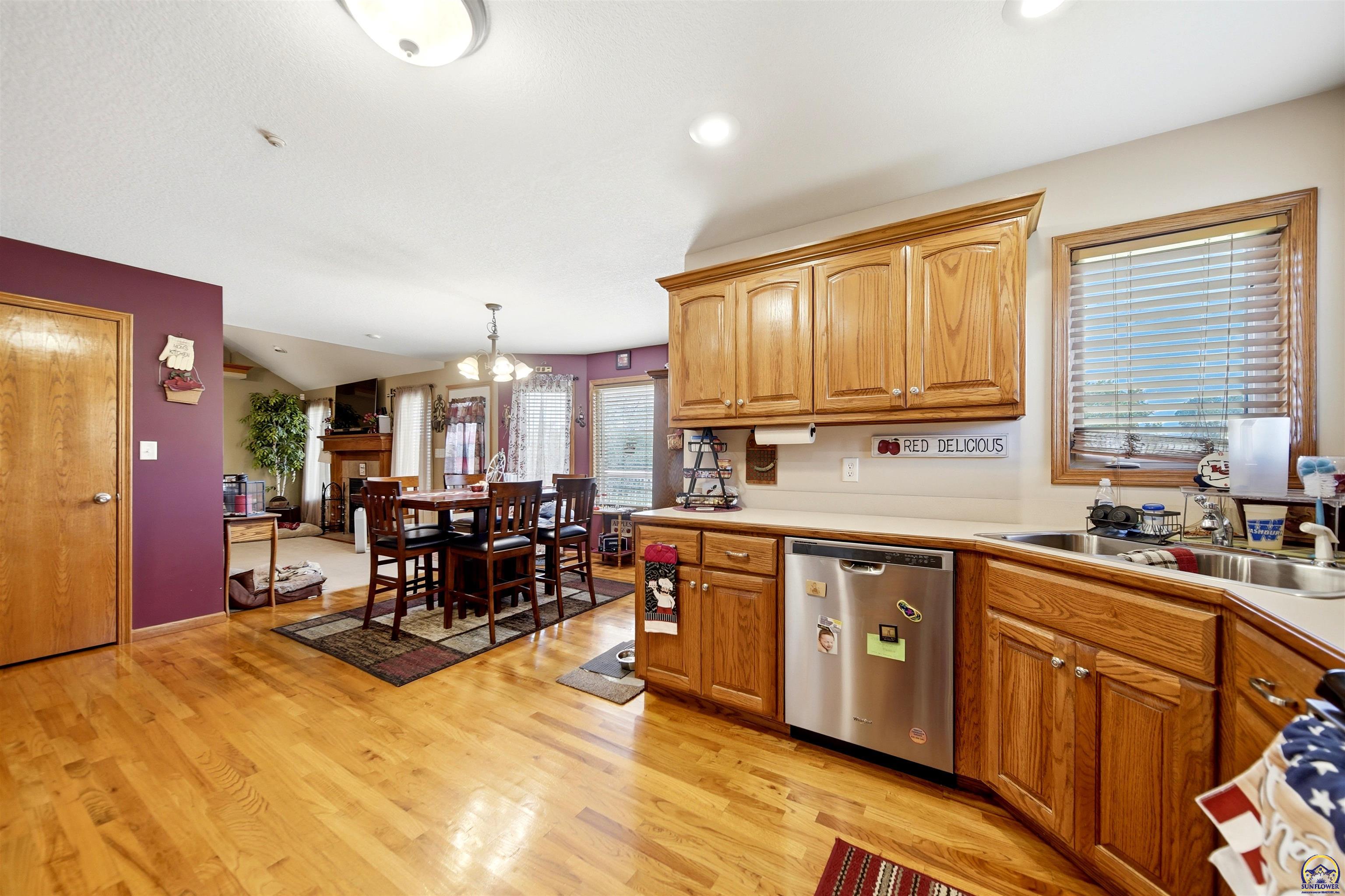 5045 Northwest Rochester Road Topeka, KS 66618 - Photo 11 of 31