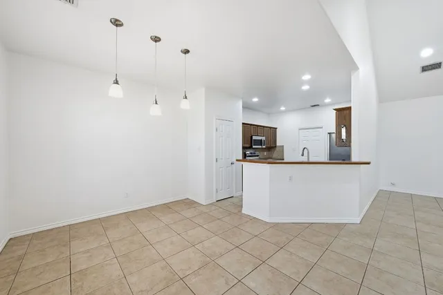 $2,500 | 14808 Foy Drive, Austin, TX 78734