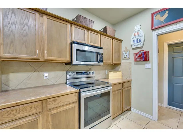 $2,500 | 14808 Foy Drive, Austin, TX 78734