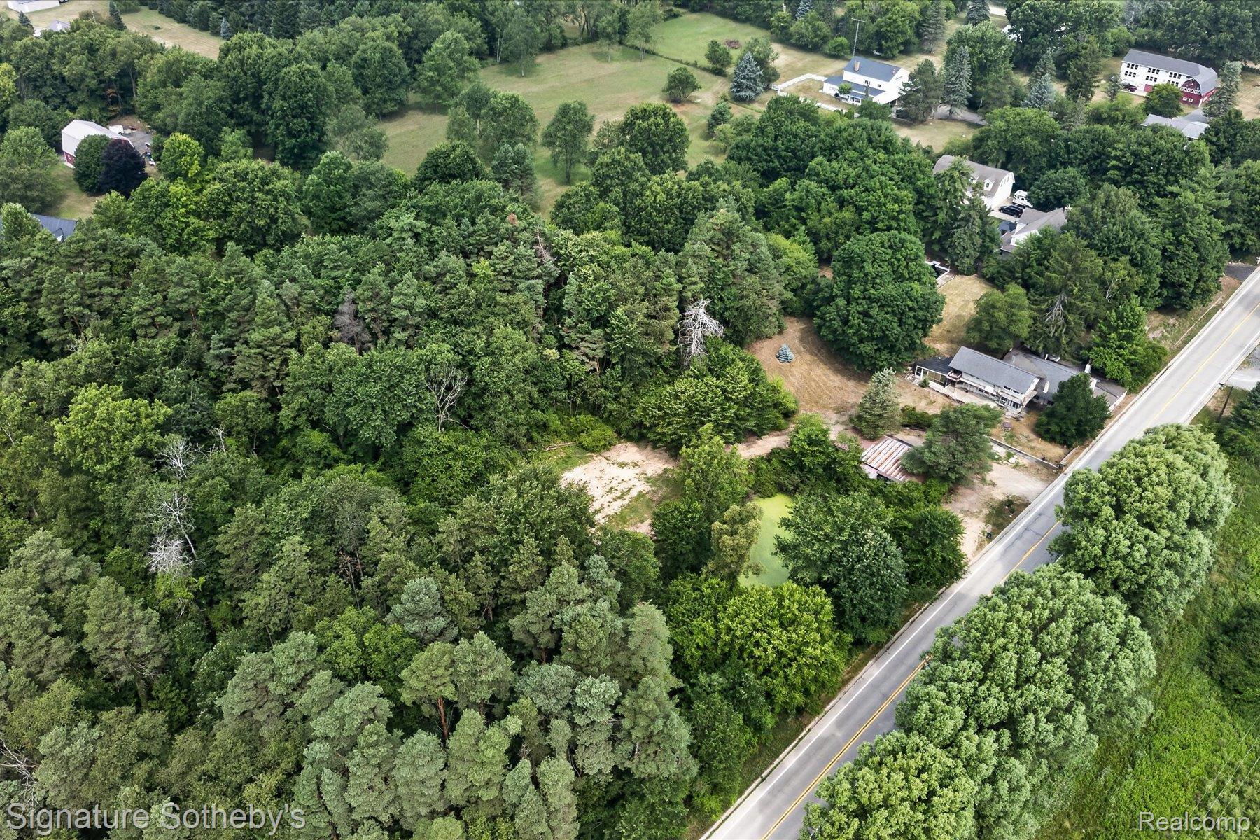 3310 Baldwin Road Metamora, MI 48455 - Photo 27 of 38 57-3310-Baldwin-Rd-Metamora-MI-48455-WindowStill.jpg