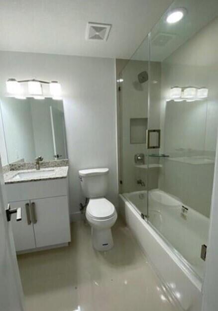 5625 Pierce Street Hollywood, FL 33021 - Photo 8 of 15 5625-pierce-st-hollywood-bath-nieves-gro