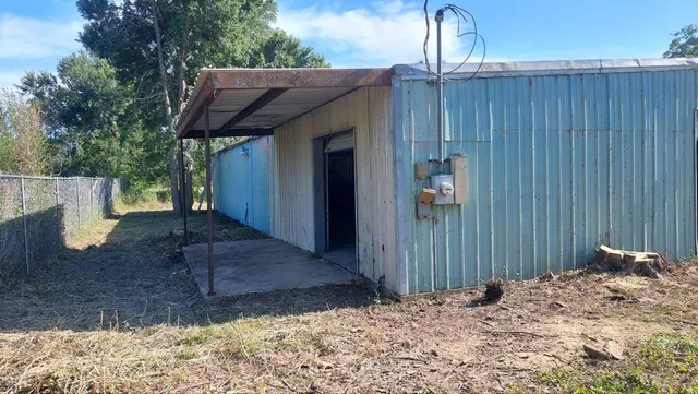 $2,400 | 610 New York Street, Navasota, TX 77868