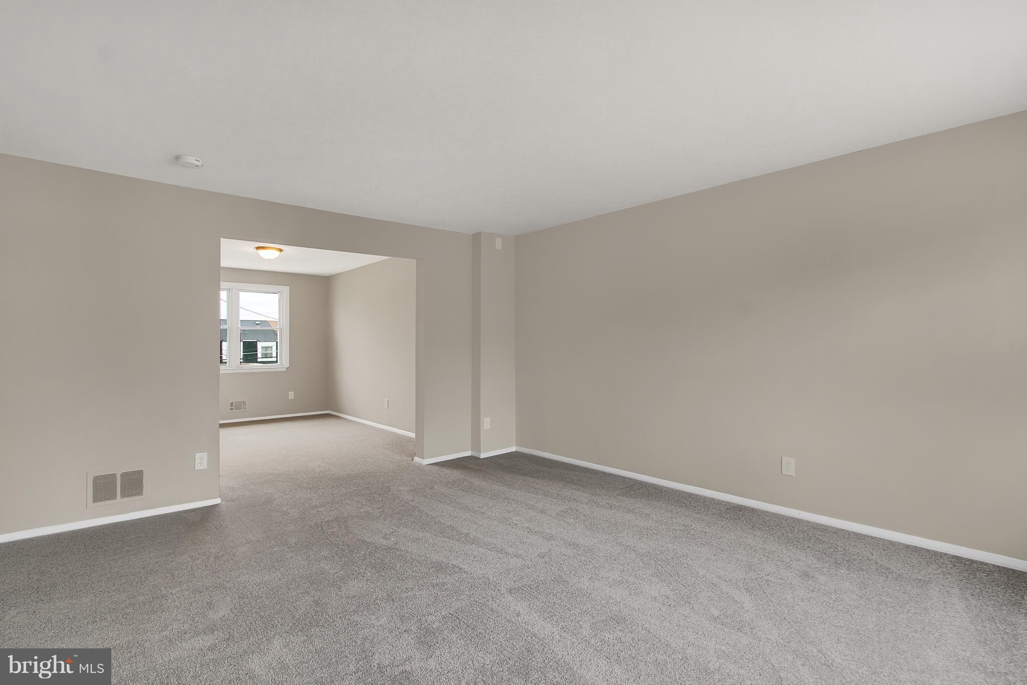 5678 Leiden Road Baltimore, MD 21206 - Photo 17 of 26 View from DR to LR