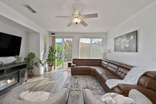 $510,000 | 250 Pelican Bay Circle, Sacramento, CA 95835