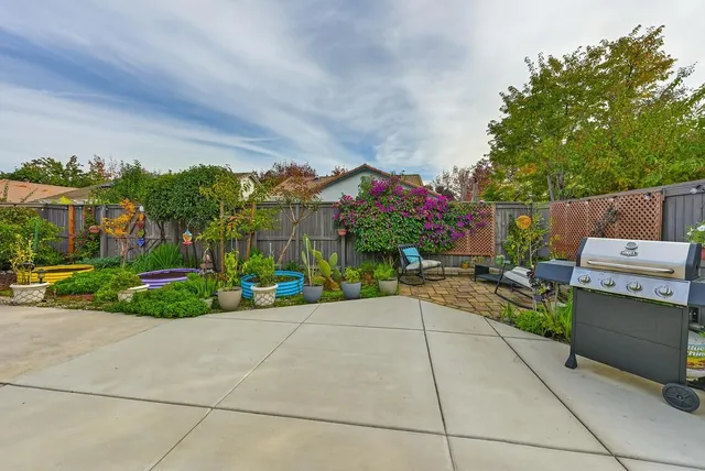 $510,000 | 250 Pelican Bay Circle, Sacramento, CA 95835
